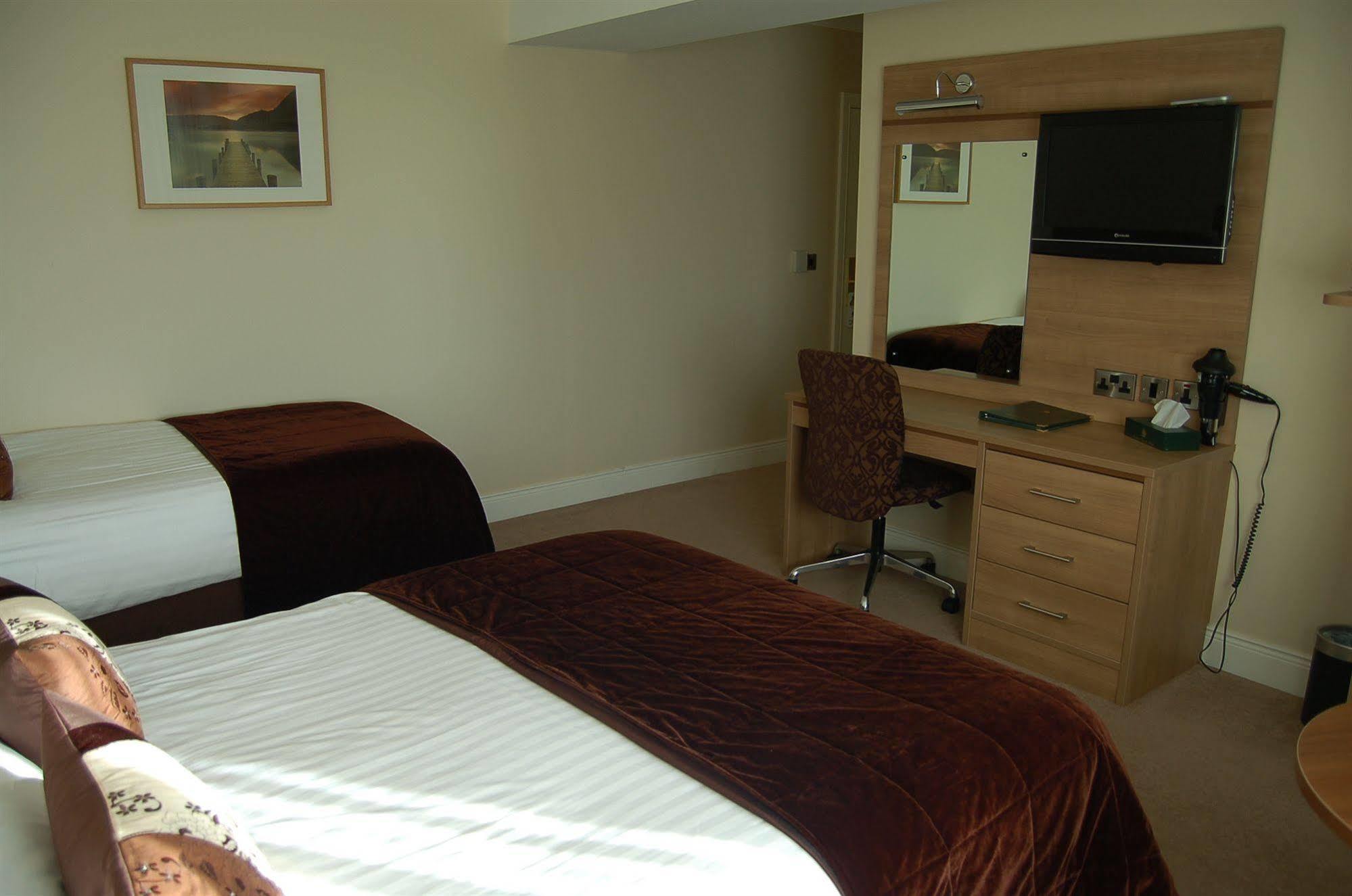 Ivanhoe Inn And Hotel Belfast Zewnętrze zdjęcie